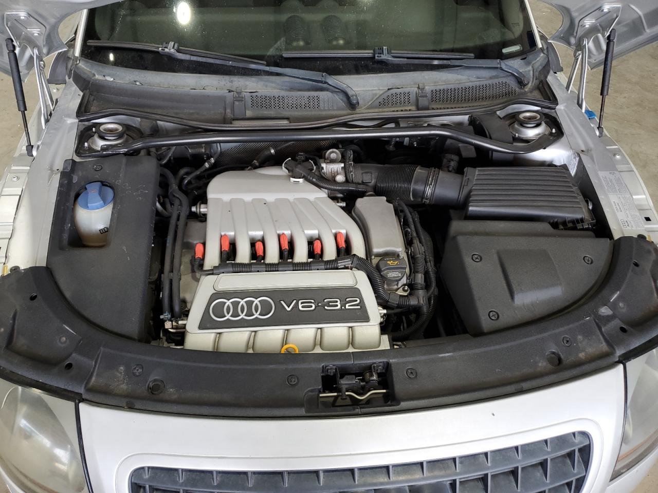 Audi TT 3.2 Image 3