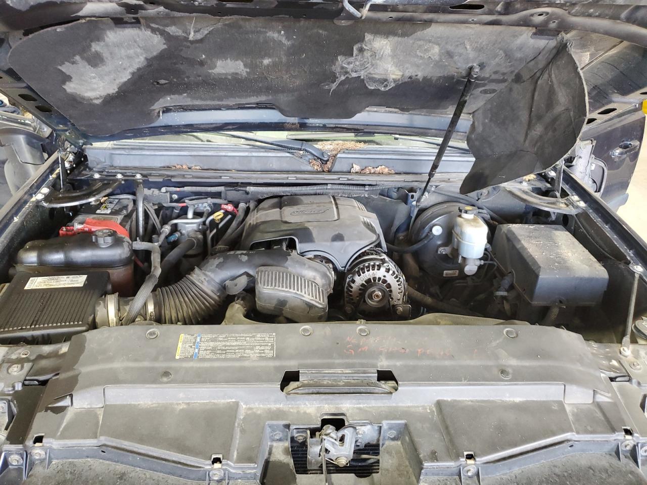 Chevrolet Suburban K1500 Ls Image 11