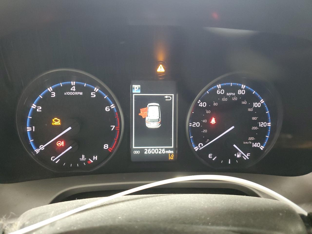 Toyota RAV4 Le Image 2