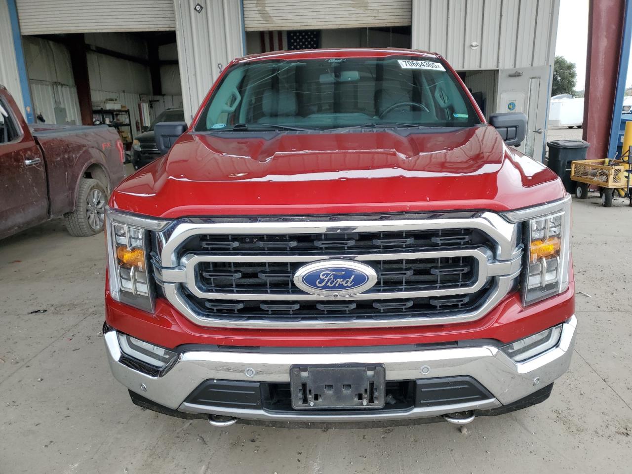 Ford F-150 Supercrew Image 7