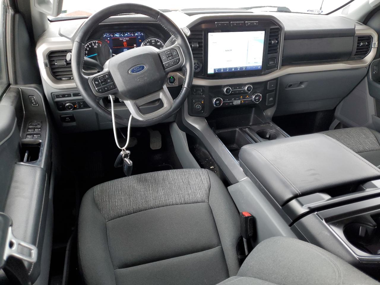Ford F-150 Supercrew Image 4