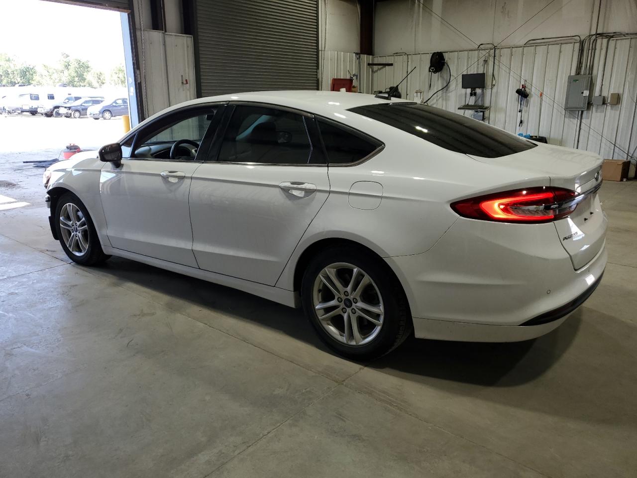 Ford Fusion Se Image 12