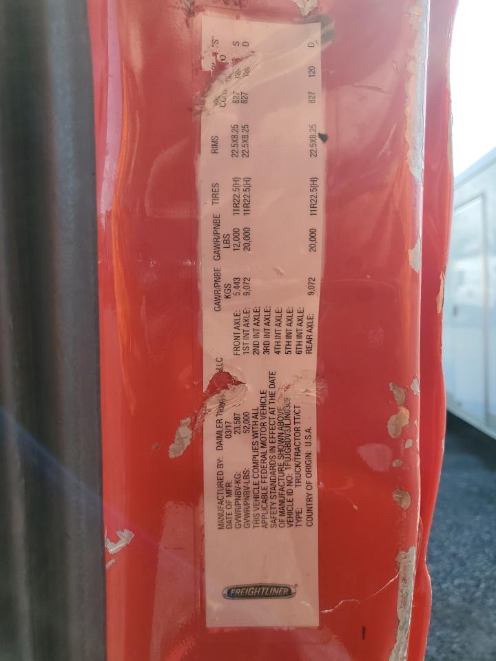 Freightliner Cascadia 1 Image 8