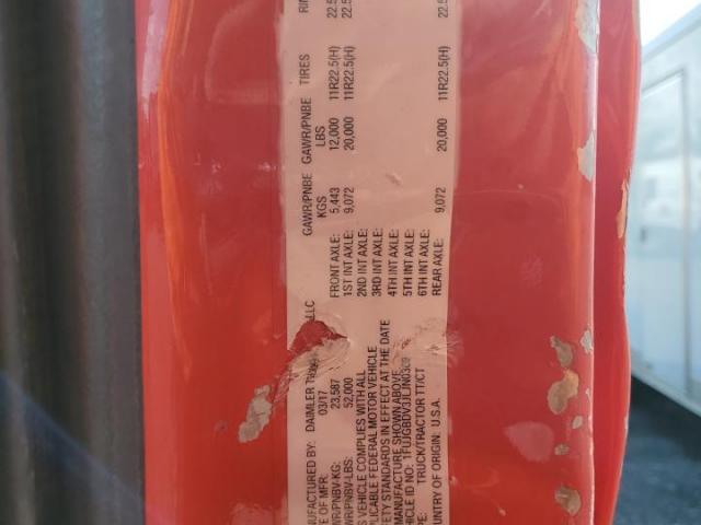 Freightliner Cascadia 1 Image 8