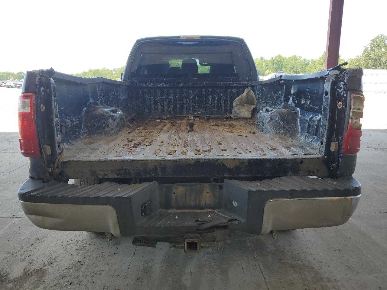 Ford F-350 Super Duty Image 4