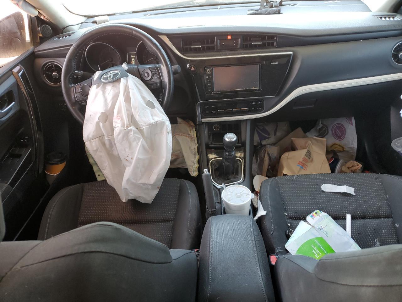 Toyota Corolla Image 4