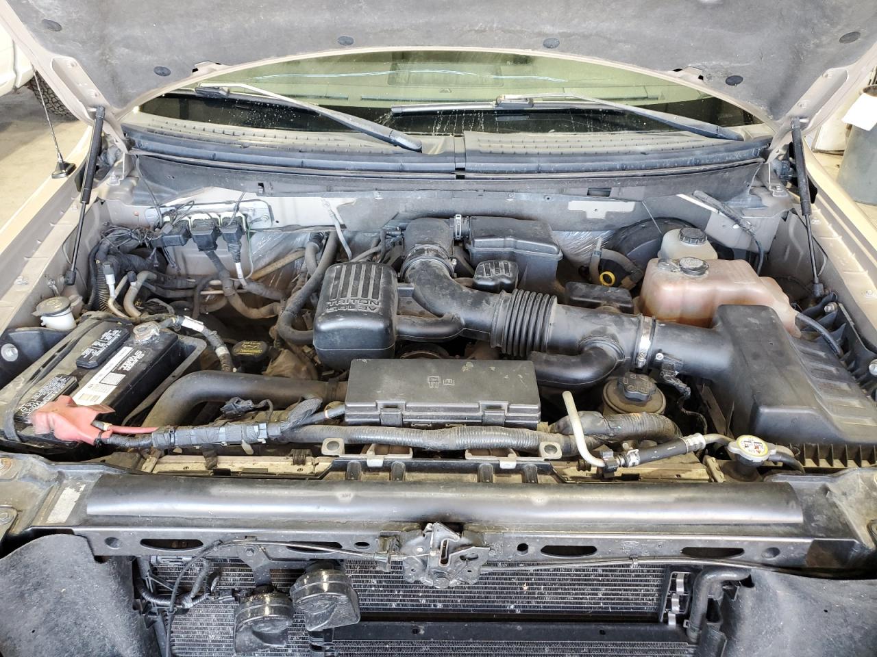 Ford F-150 Supercrew Image 7