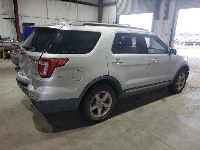 Ford Explorer Xlt Image 6