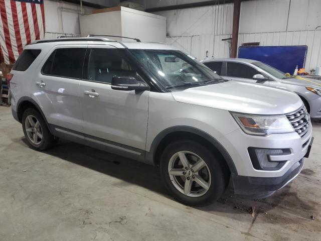 Ford Explorer Xlt Image 3