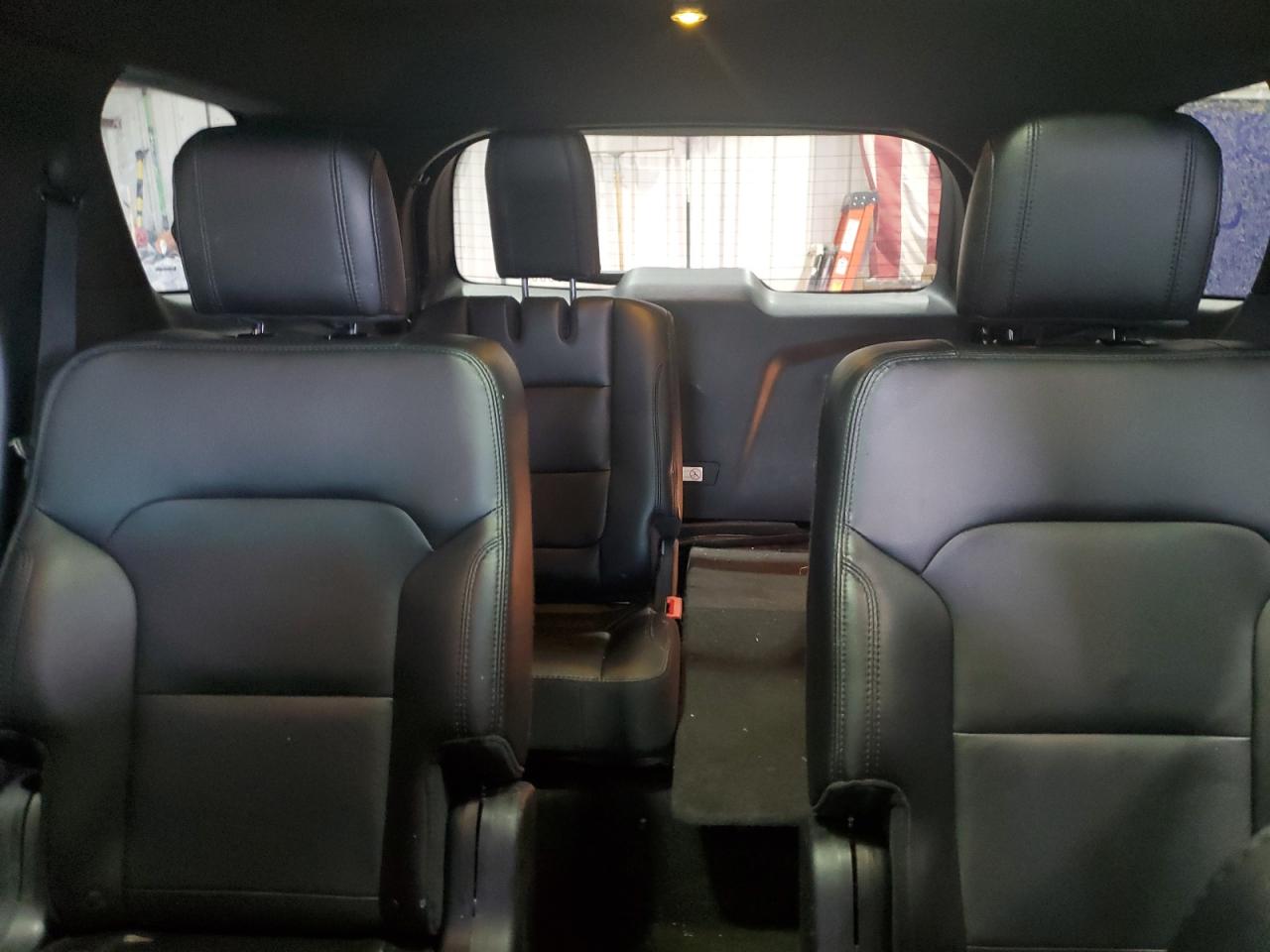 Ford Explorer Xlt Image 5