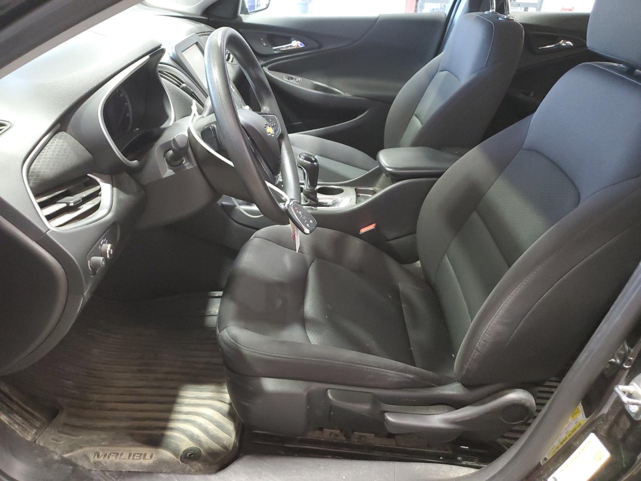 Chevrolet Malibu Ls Image 2