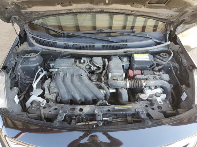 Nissan Versa S Image 5