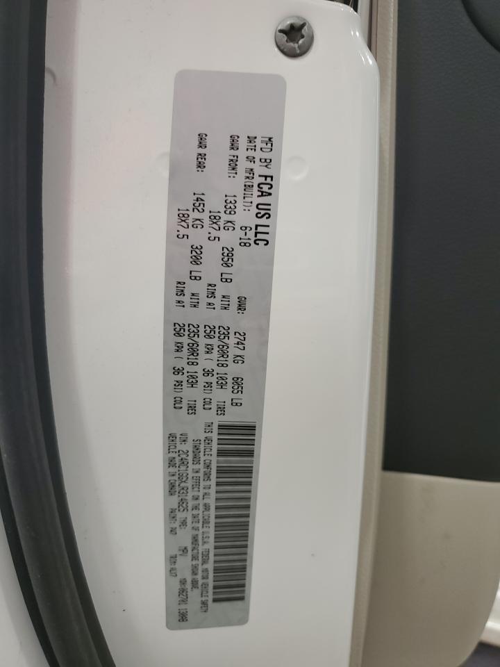 Chrysler Pacifica Limited Image 13