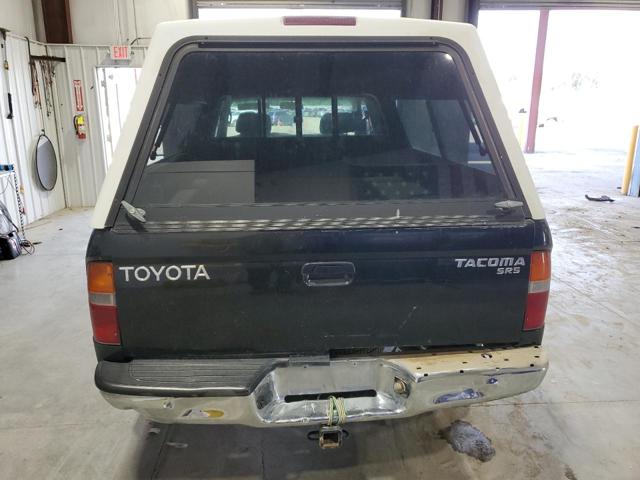 Toyota Tacoma Xtracab Image 8