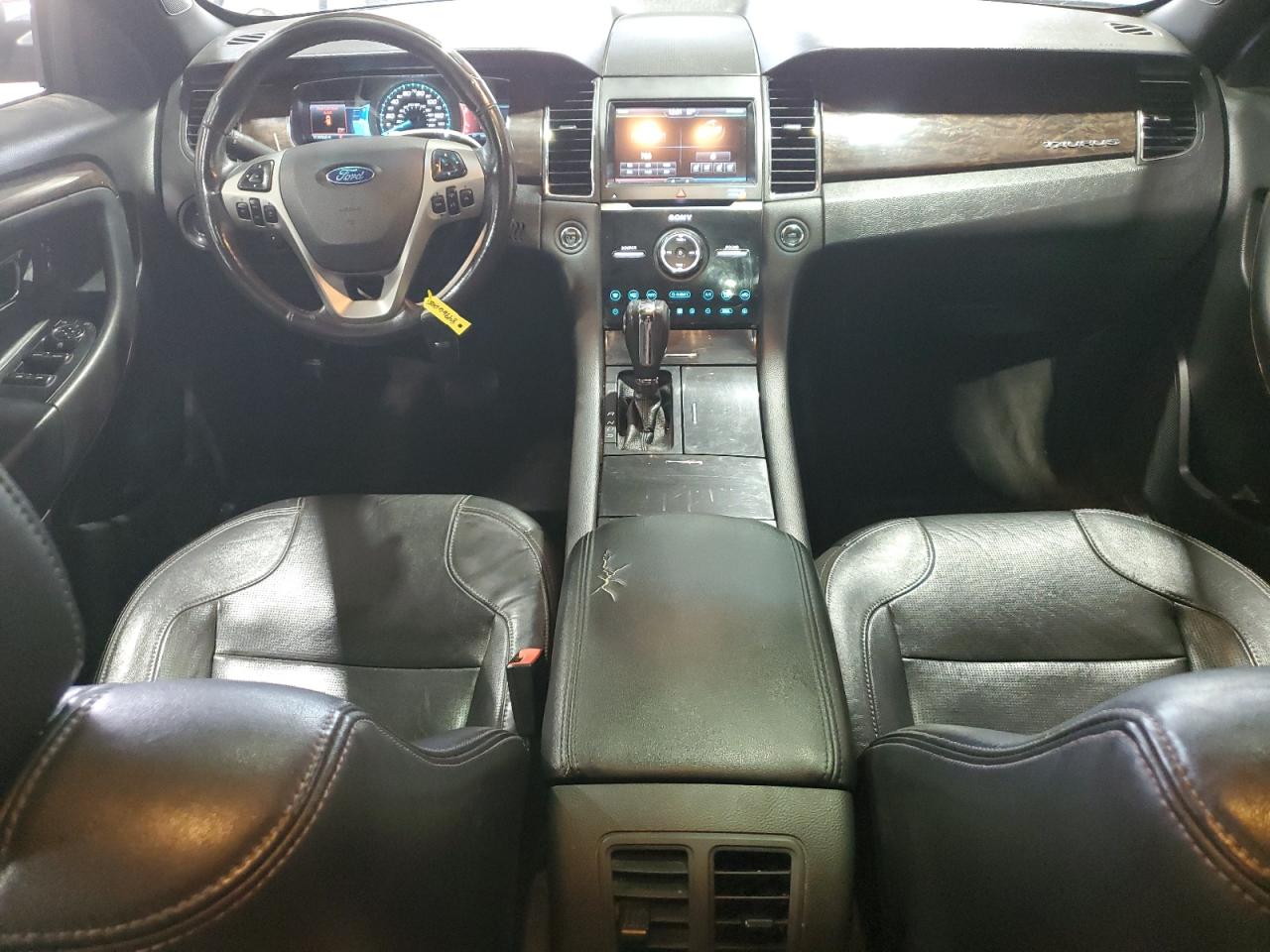 Ford Taurus Limited Image 9