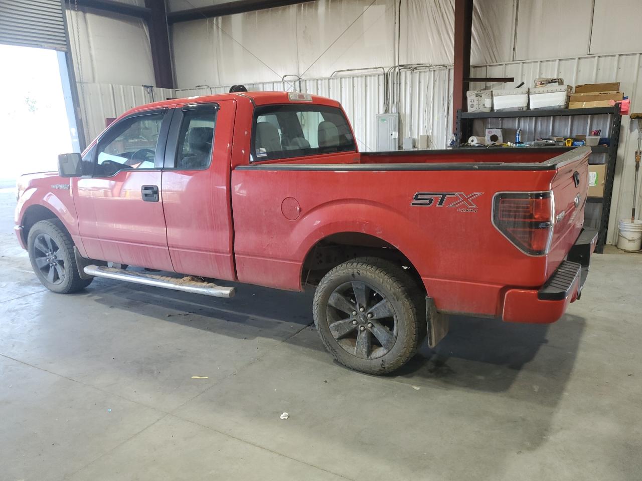 Ford F-150 Super Cab Image 2