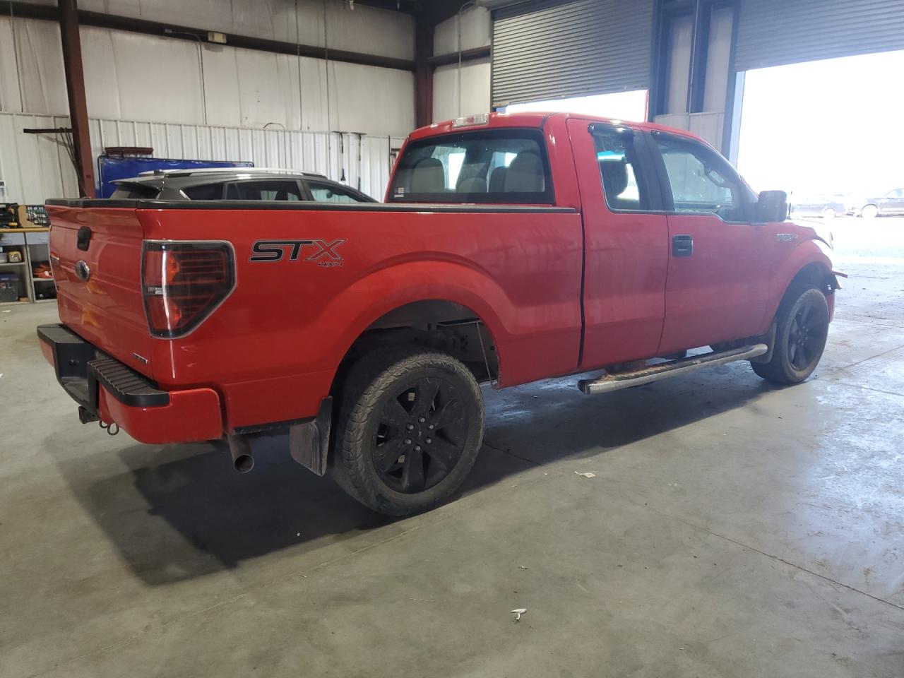 Ford F-150 Super Cab Image 3