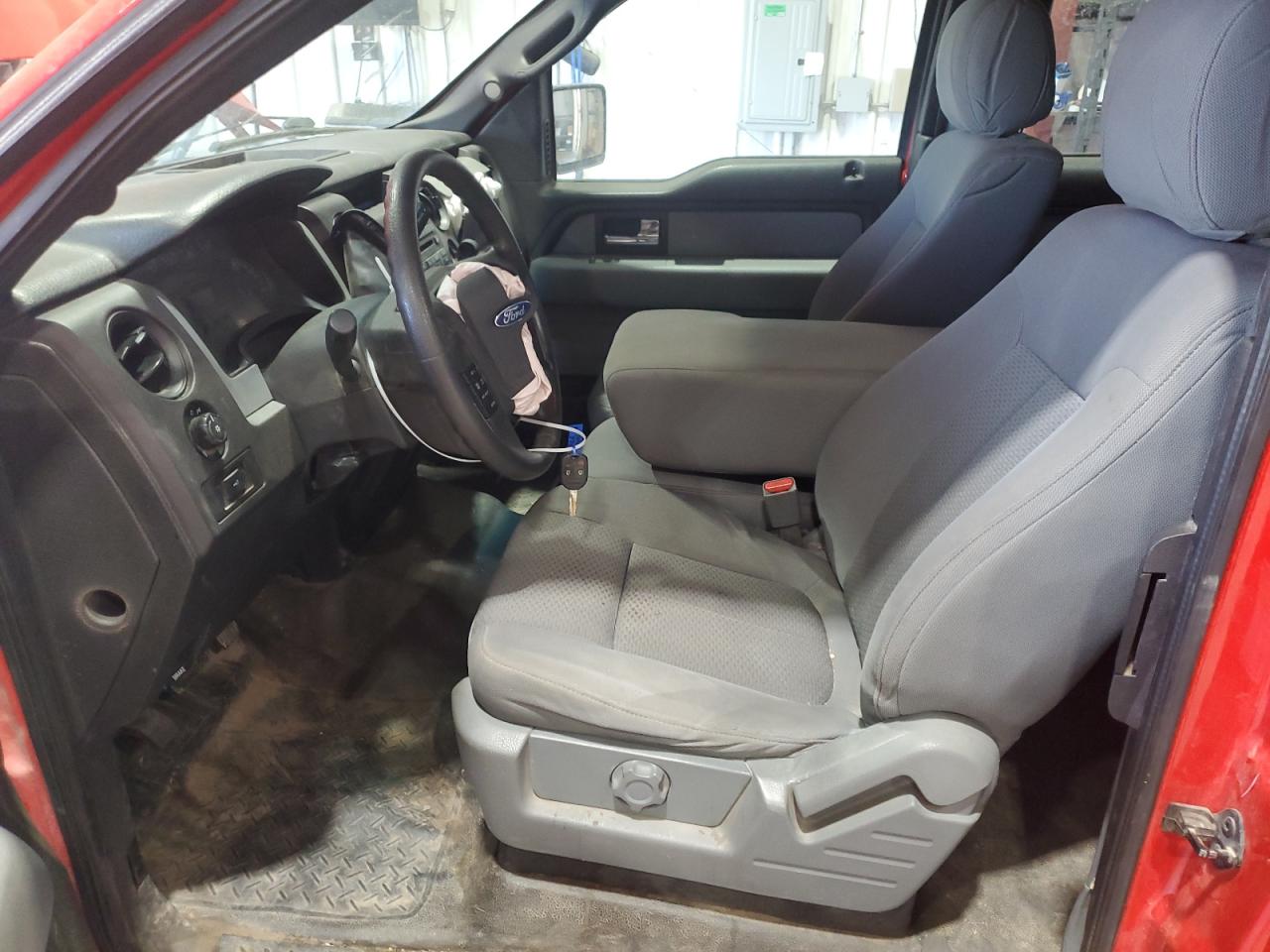 Ford F-150 Super Cab Image 10