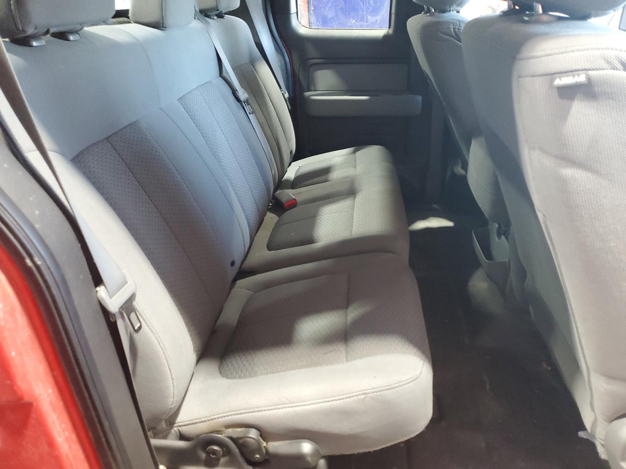 Ford F-150 Super Cab Image 12