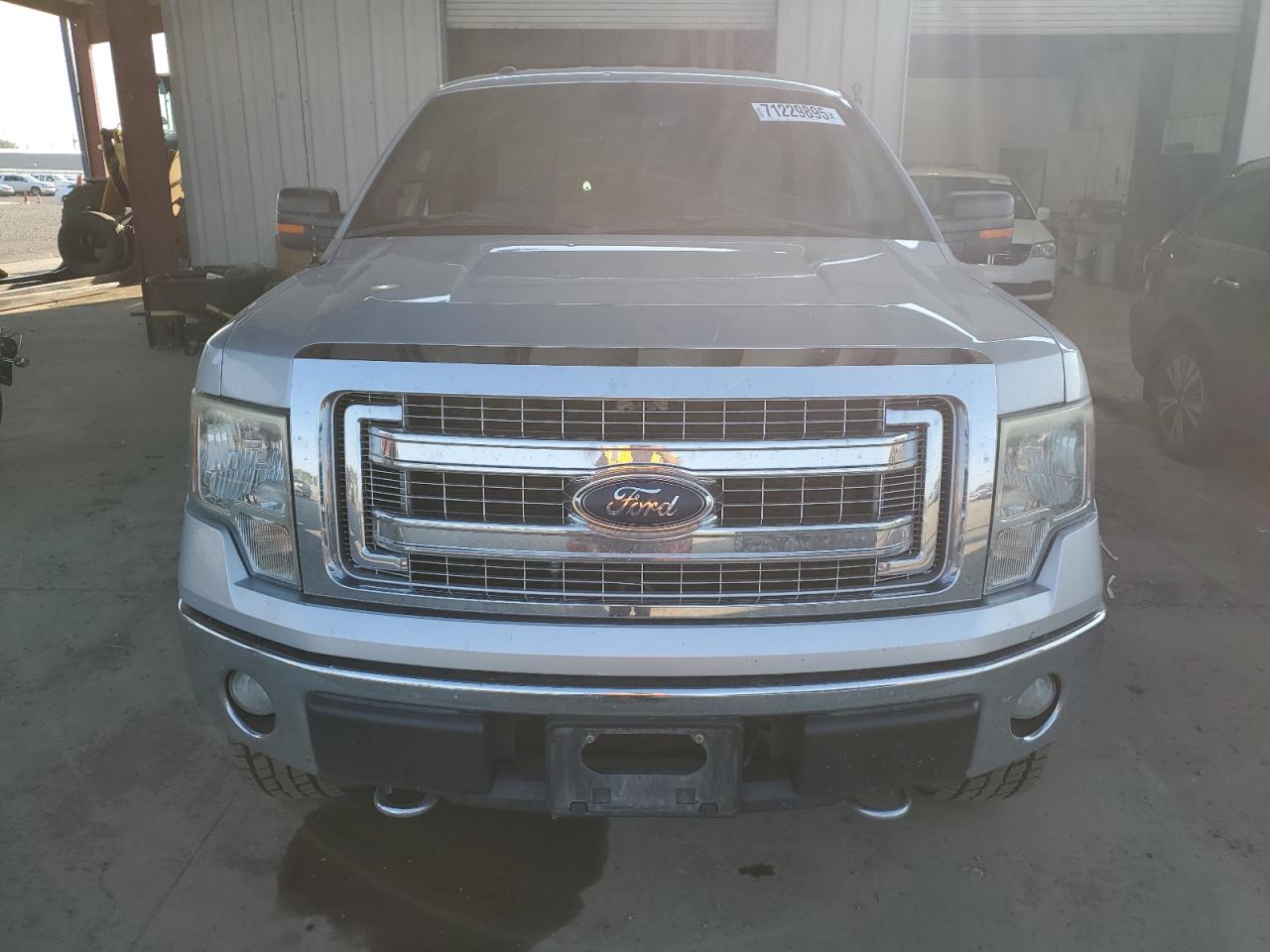 Ford F-150 Supercrew Image 5