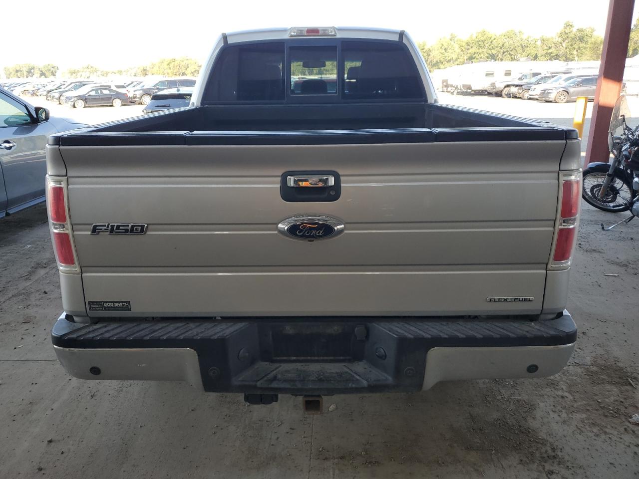 Ford F-150 Supercrew Image 4