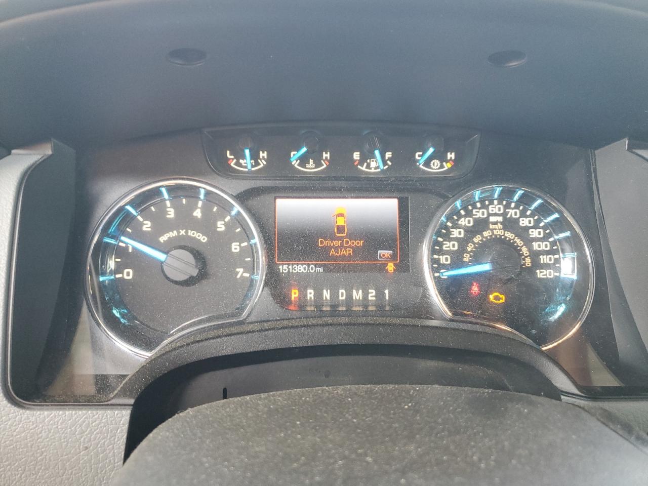 Ford F-150 Supercrew Image 6