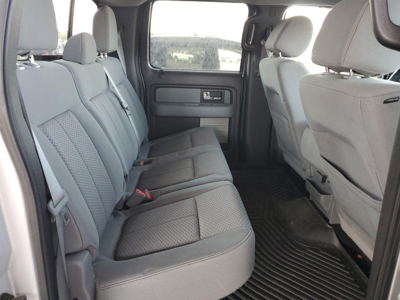 Ford F-150 Supercrew Image 8