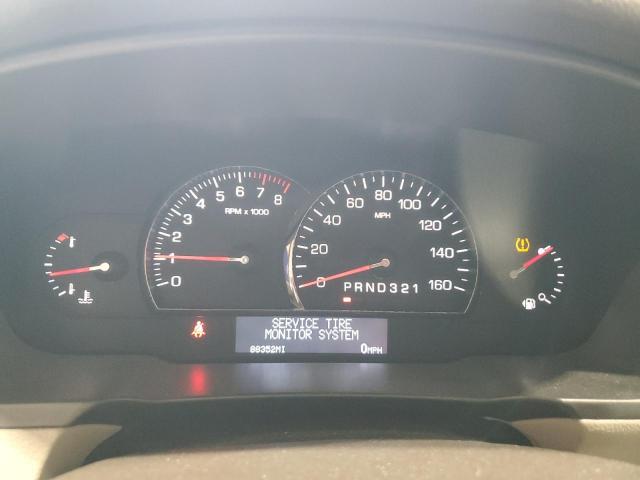 Cadillac DTS Image 4