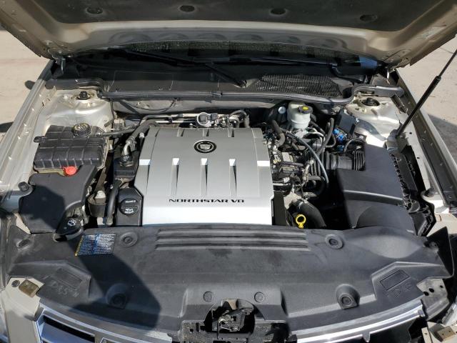 Cadillac DTS Image 7