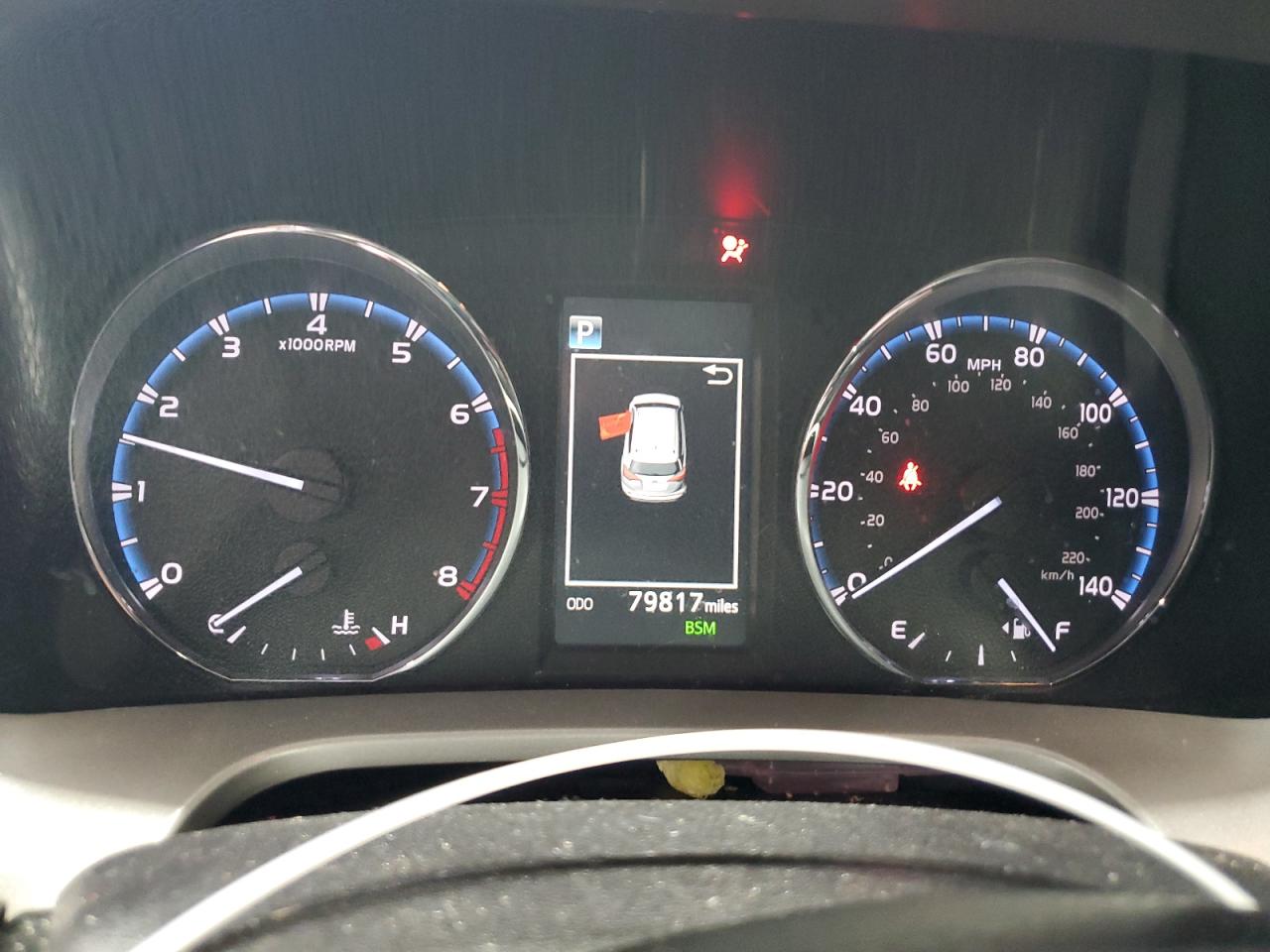 Toyota RAV4 Limited Image 9