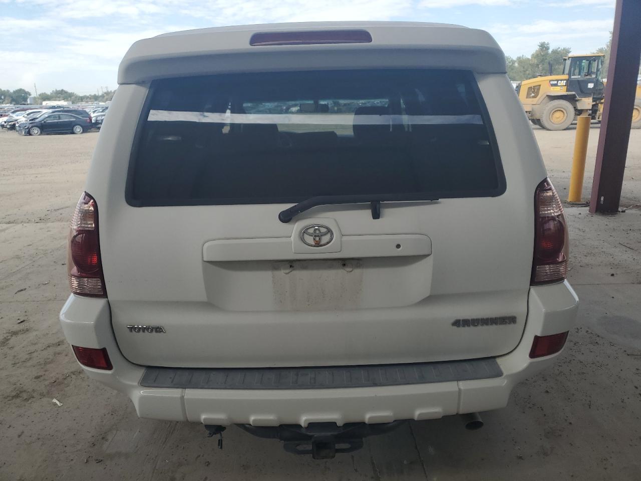 Toyota 4Runner Sr5 Image 6