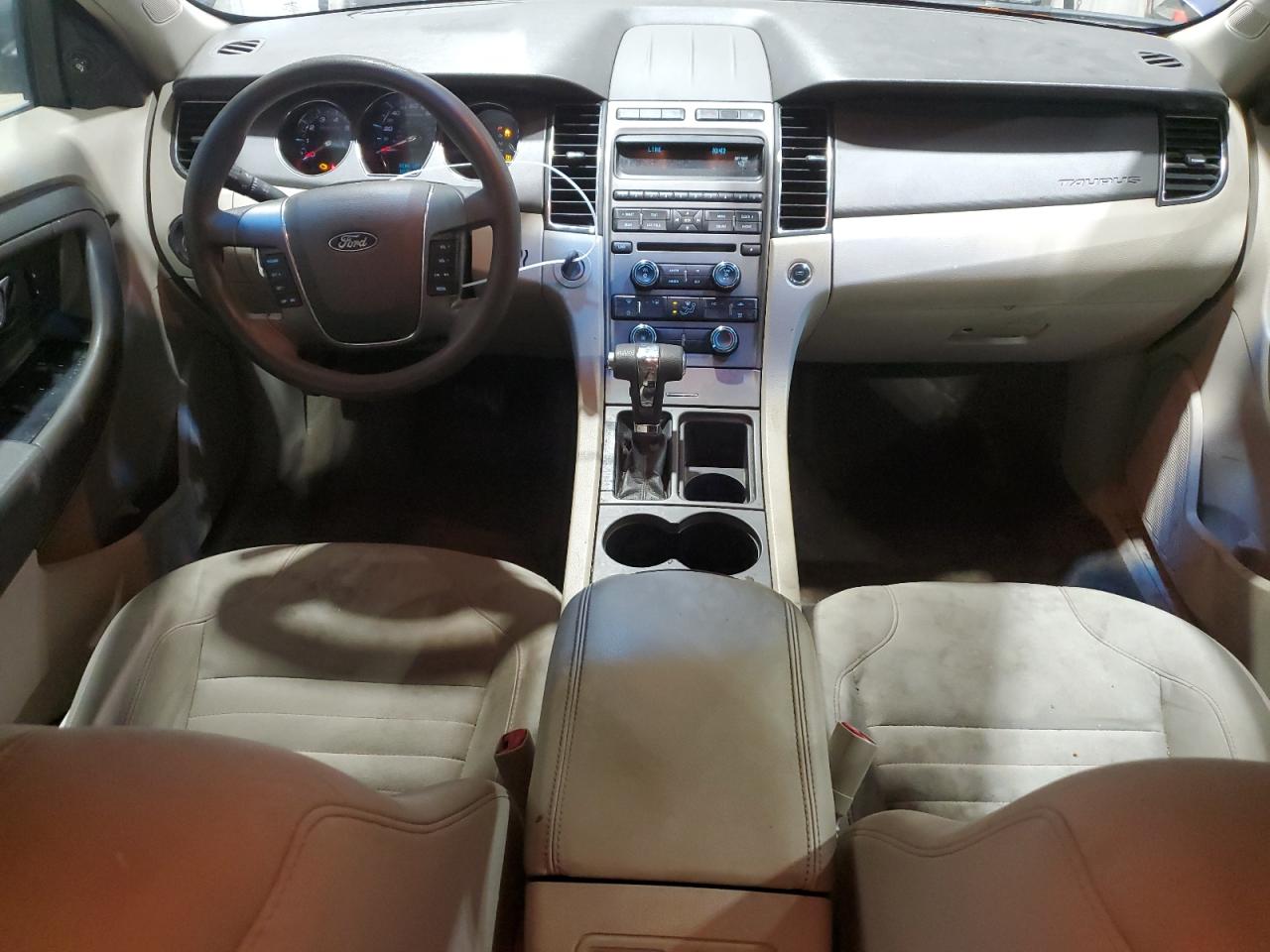 Ford Taurus Se Image 4