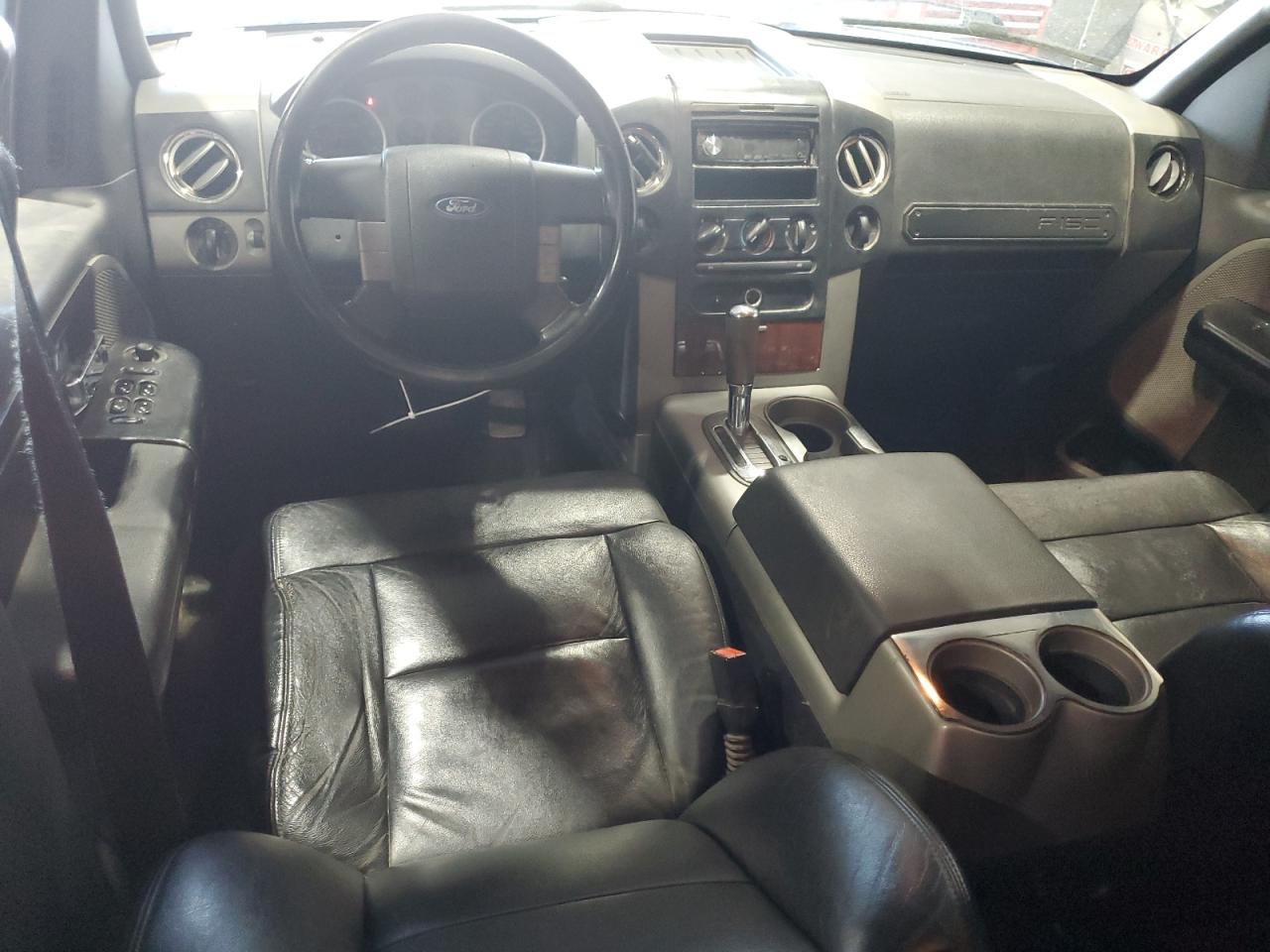 Ford F-150 Supercrew Image 2