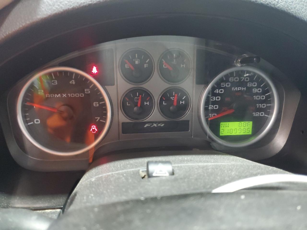 Ford F-150 Supercrew Image 10