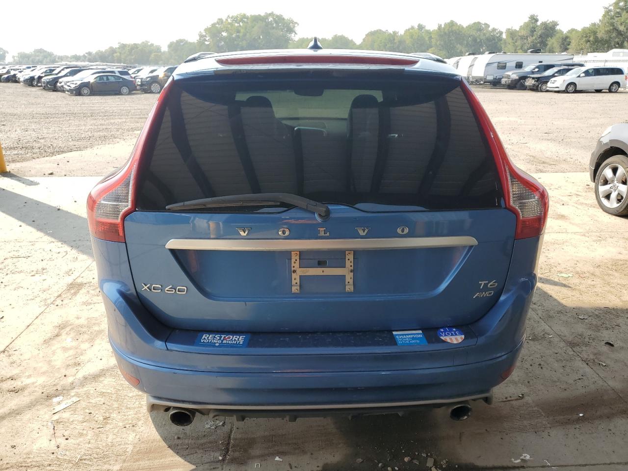 Volvo XC60 T6 R-design Platinum Image 10