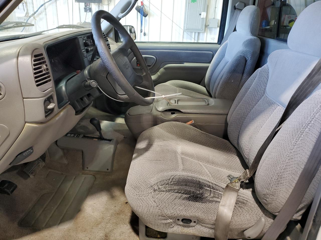 GMC Sierra K1500 Image 5