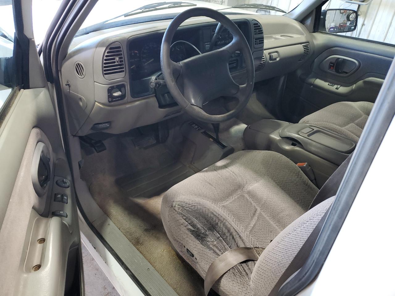 GMC Sierra K1500 Image 7