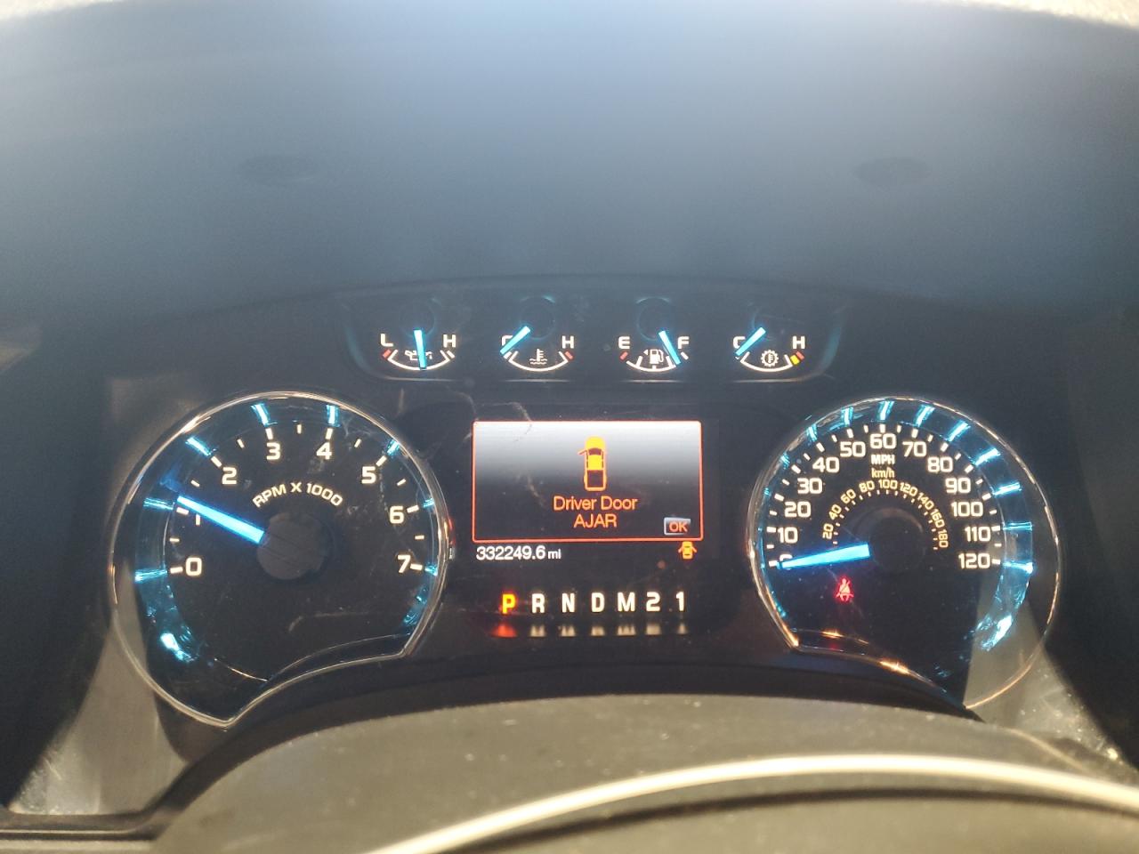 Ford F-150 Supercrew Image 11