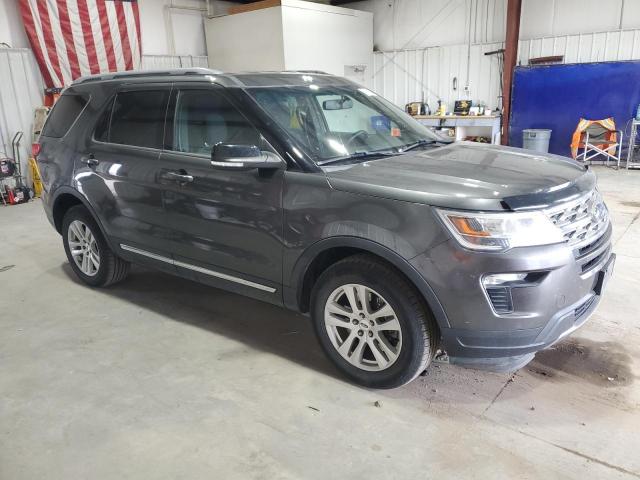 Ford Explorer Xlt Image 3