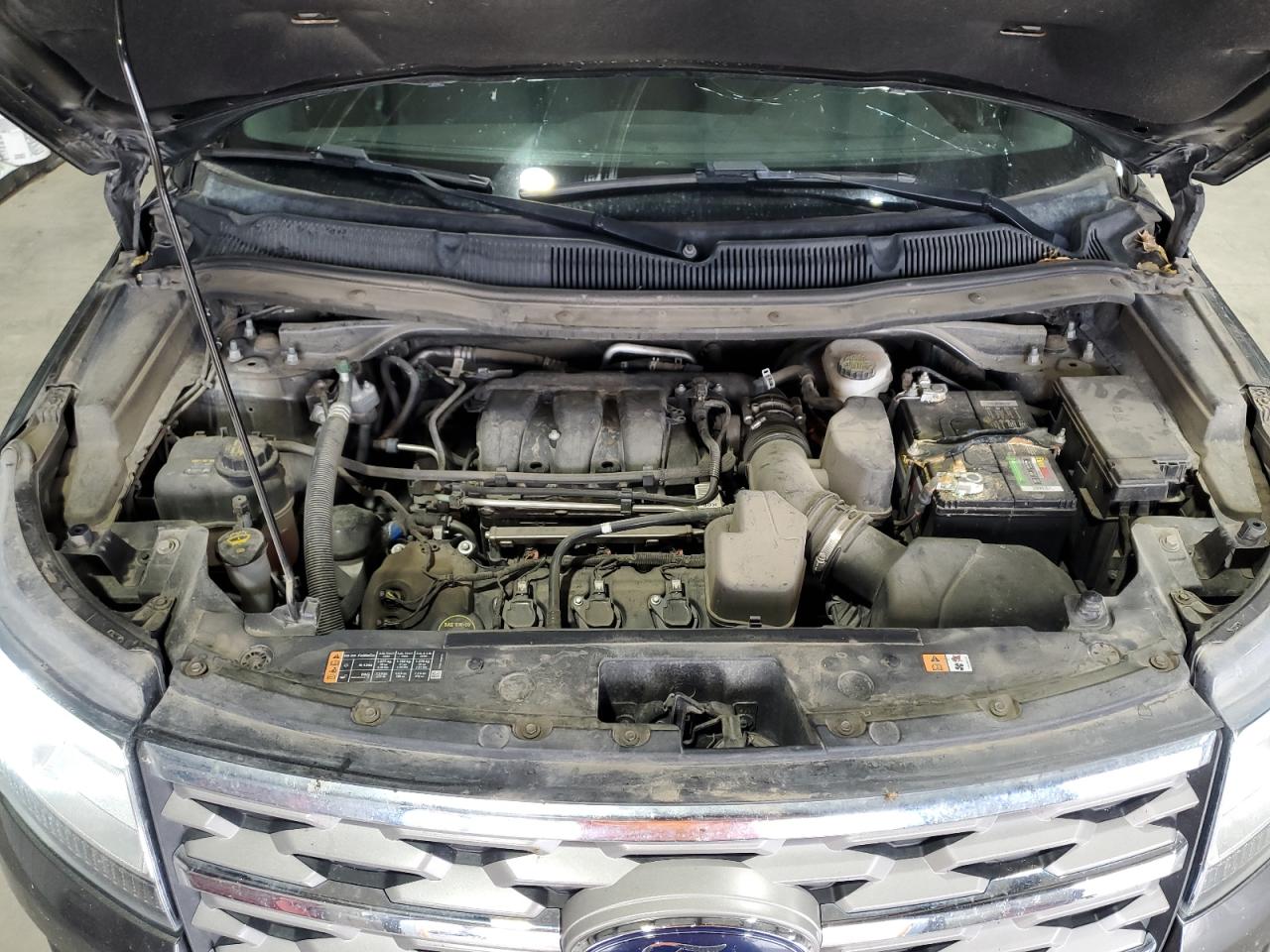 Ford Explorer Xlt Image 12