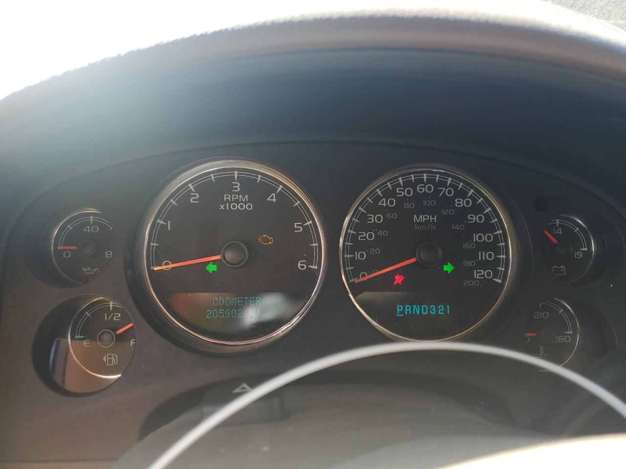 GMC Yukon K1500 Image 7