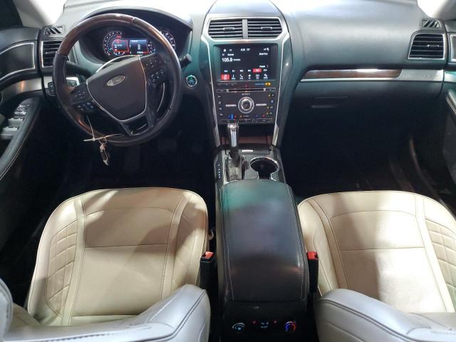 Ford Explorer Platinum Image 6