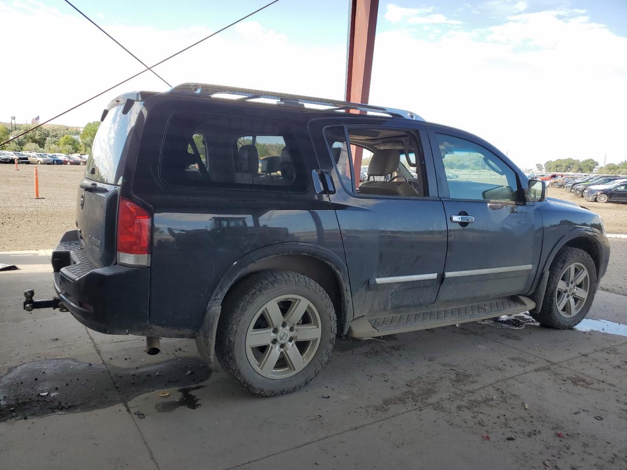 Nissan Armada Sv Image 11