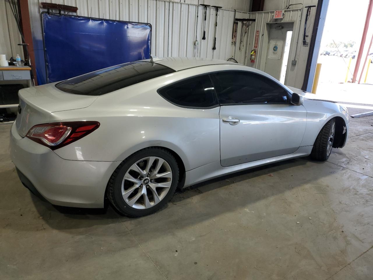 Hyundai Genesis 2.0t Image 7
