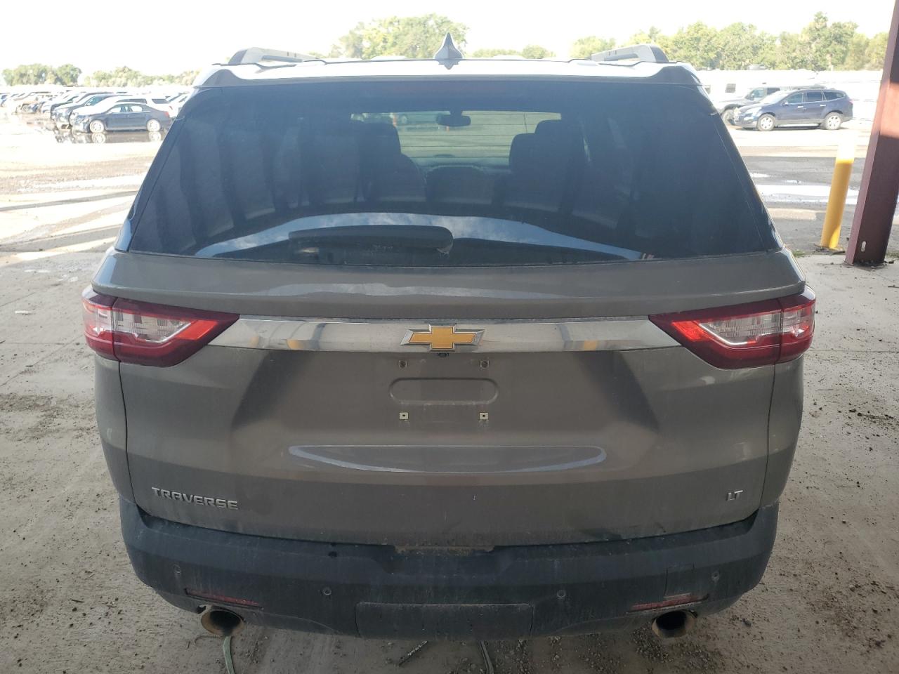 Chevrolet Traverse Lt Image 2