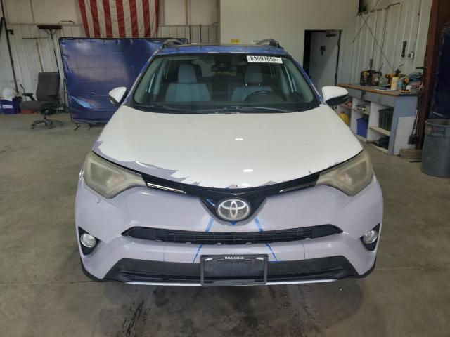 Toyota RAV4 Xle Image 4