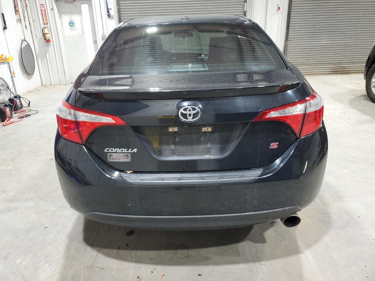 Toyota Corolla L Image 2