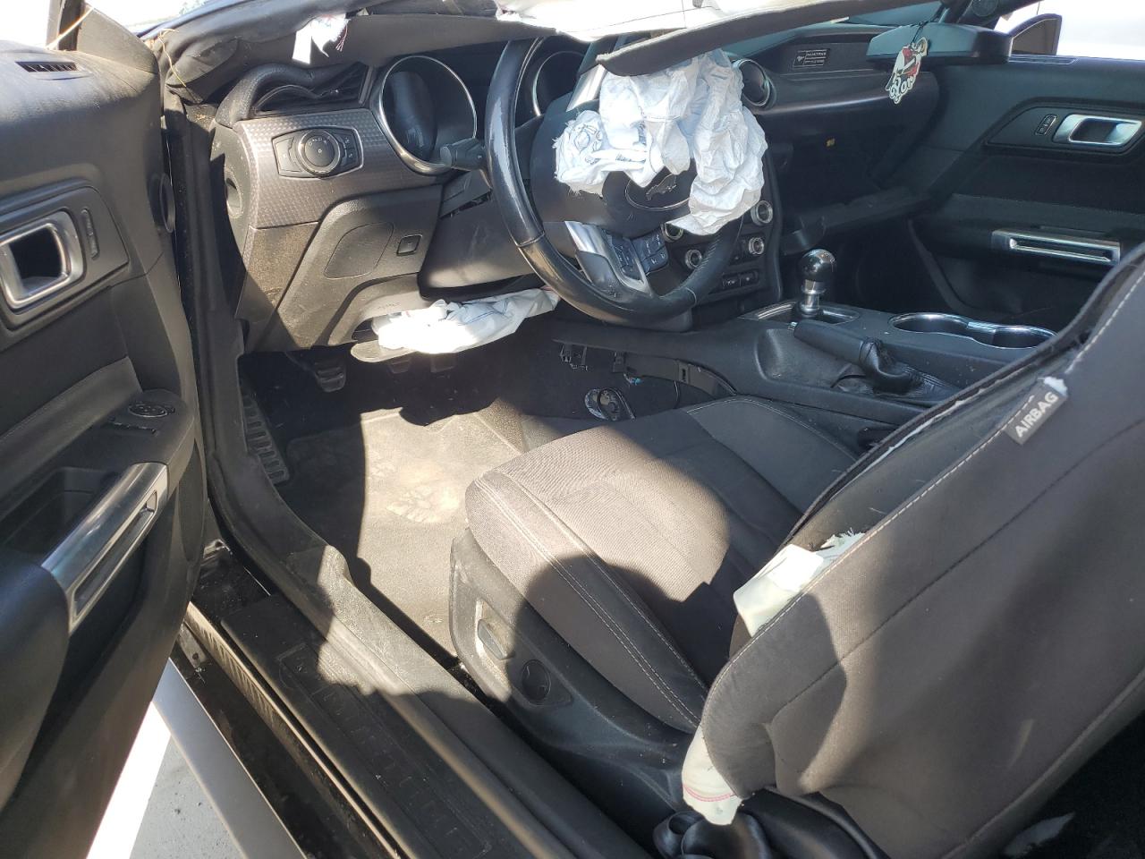 Ford Mustang Gt Image 12