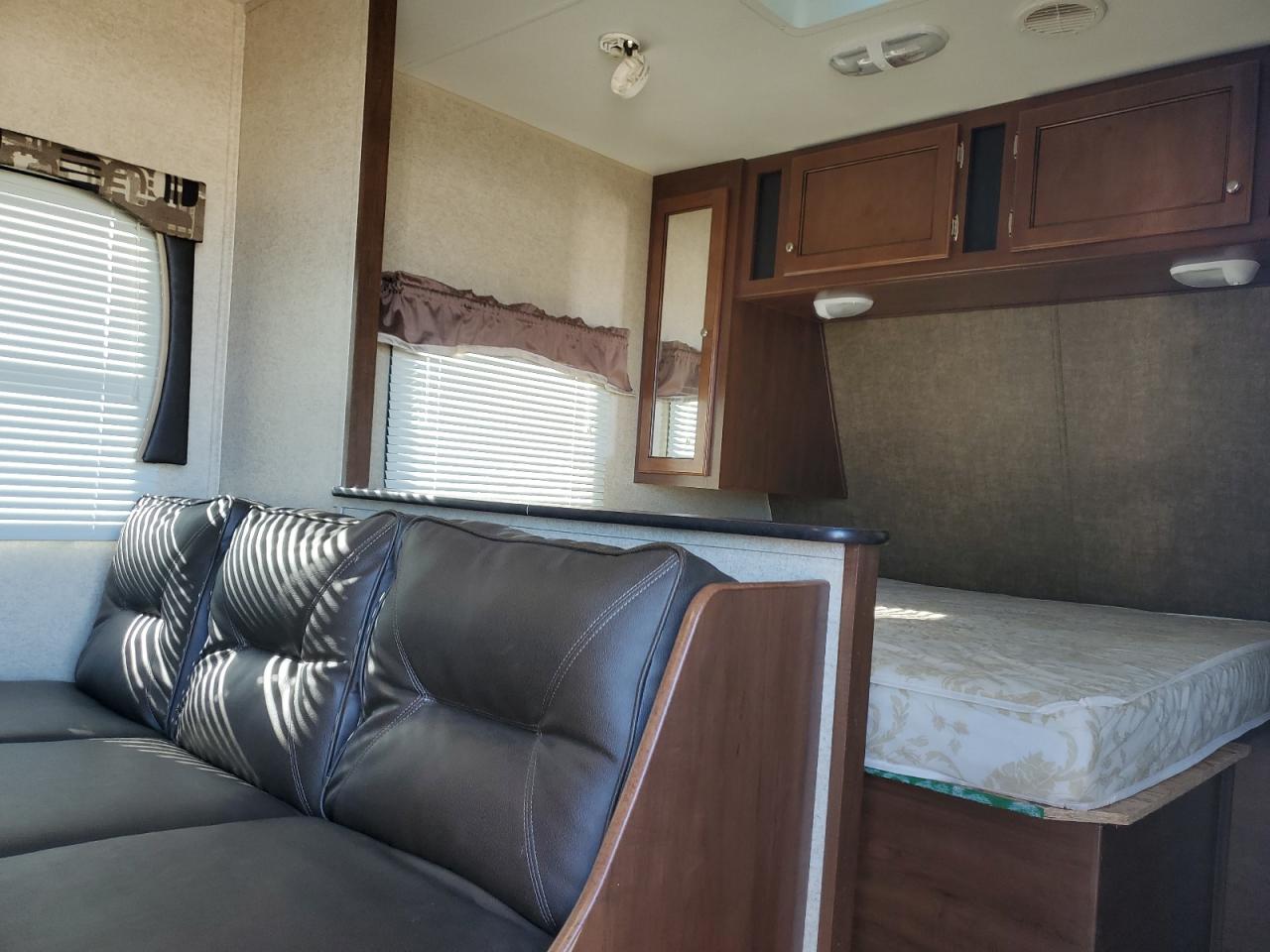 Heart Land Prowler Image 6