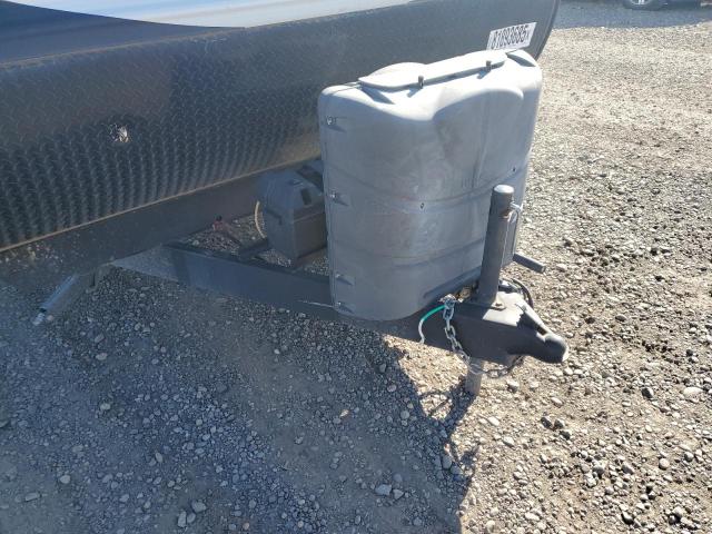 Heart Land Prowler Image 7